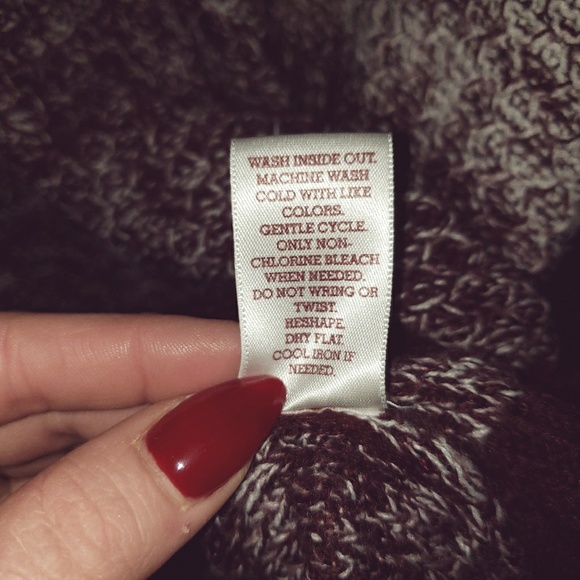Burgundy Obré Sweater Size XL - Picture 3 of 4